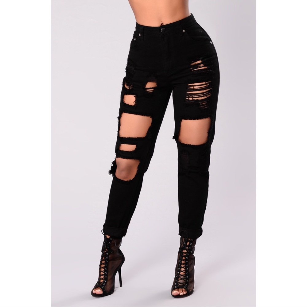 🆕NWT FashionNova Black Boyfriend Jeans